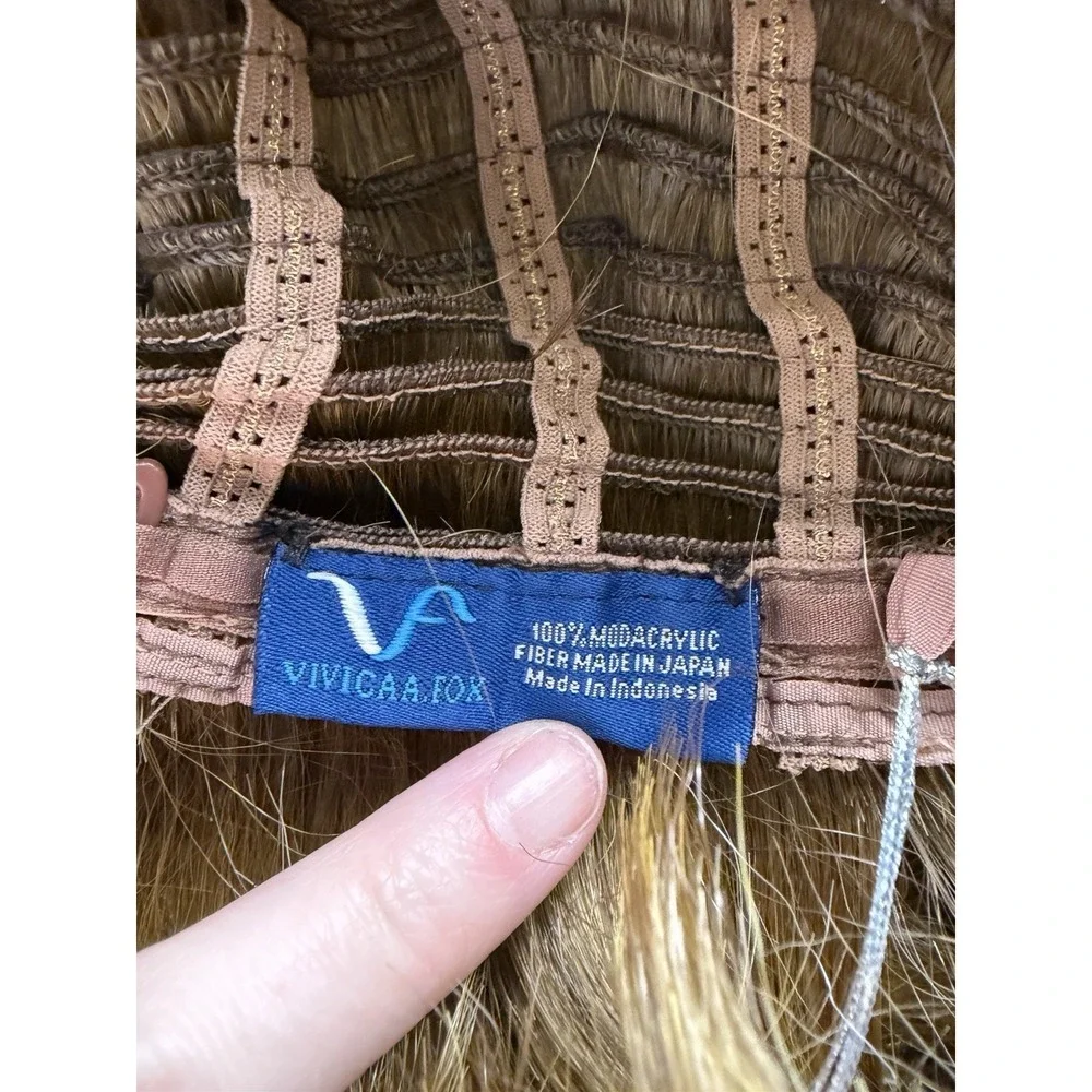 Short Vivica‎ A Fox Wig Layered Style Stretch Cap Blonde/ Carmel Gail